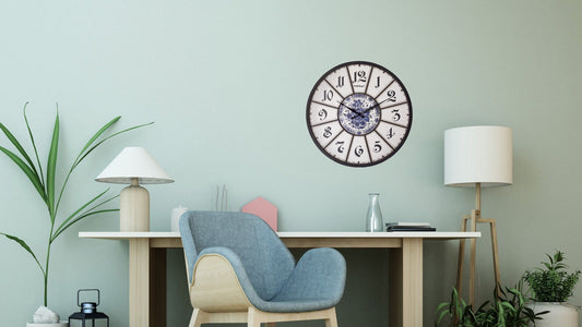 N00552 - Decorative Metal Wall Clock