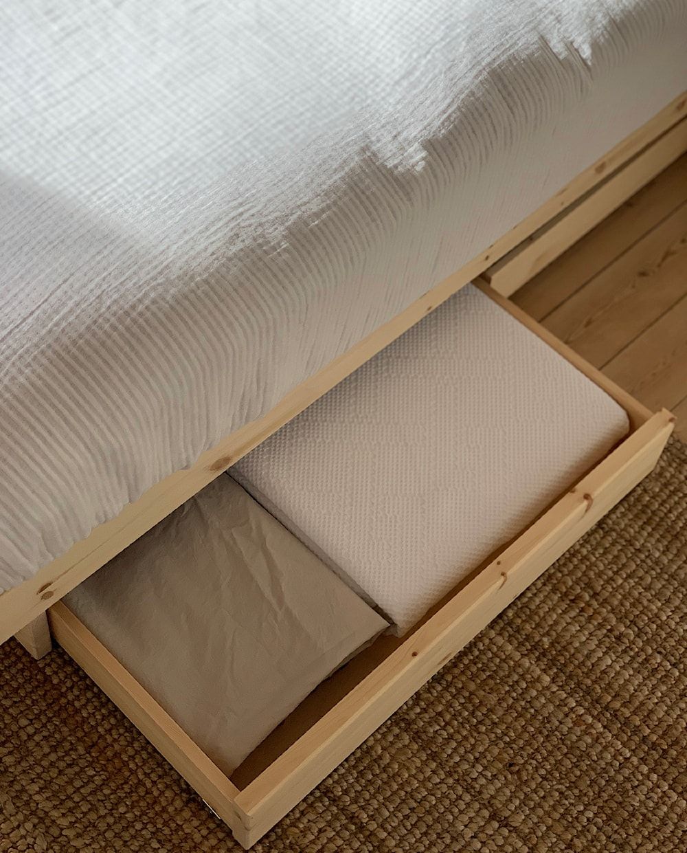 KANSO BED RAW 140 X 200