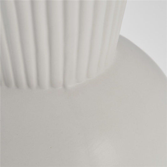 Anine vase H29,3 cm. hvid