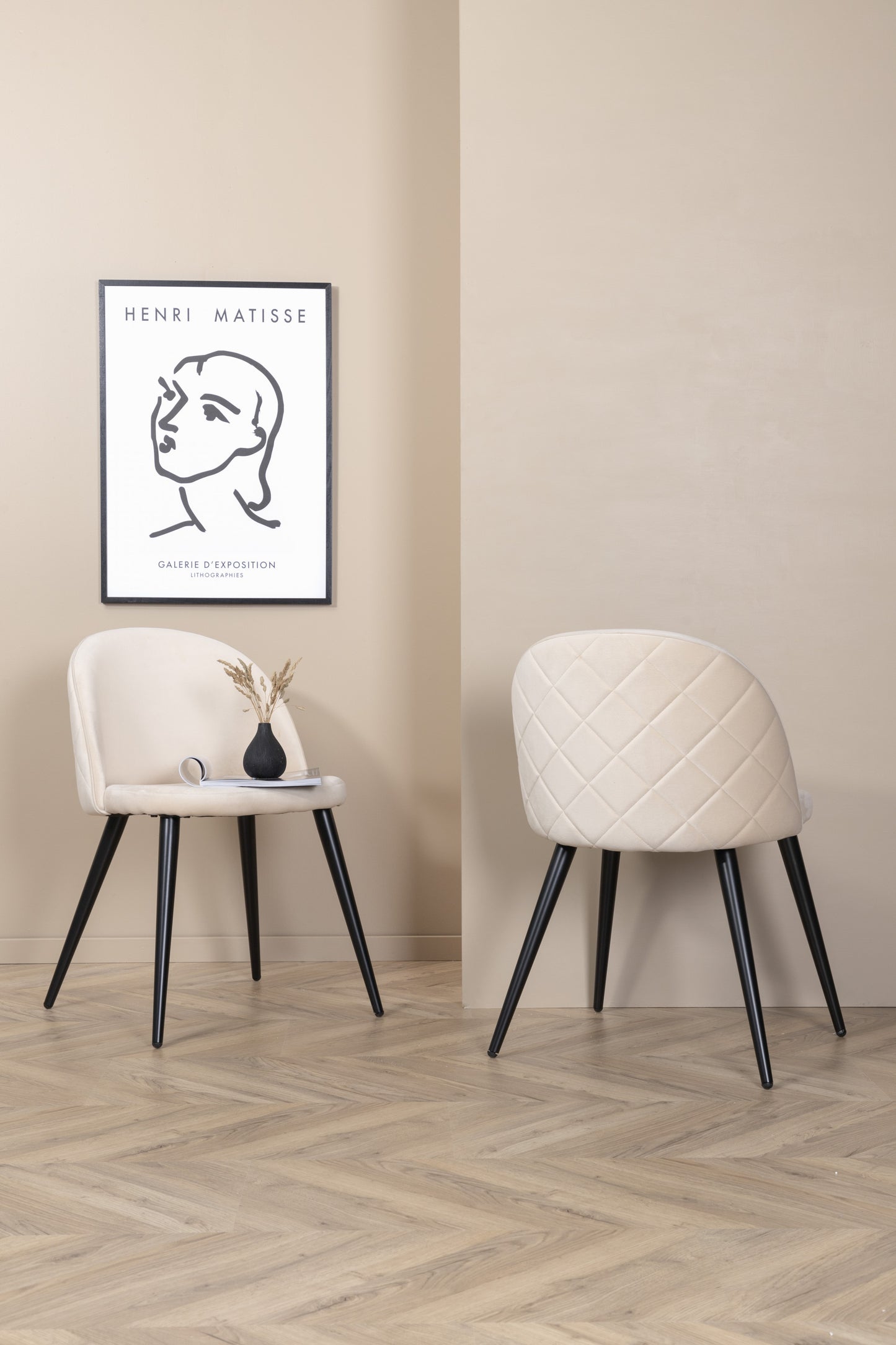 Venture-Design | Velvet - Stuhl mit Nähten - Schwarz / Beige Velours