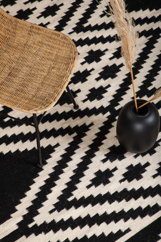 Venture-Design | Teppich aus Indari-Wolle - 240*170 - Schwarz / Weiß
