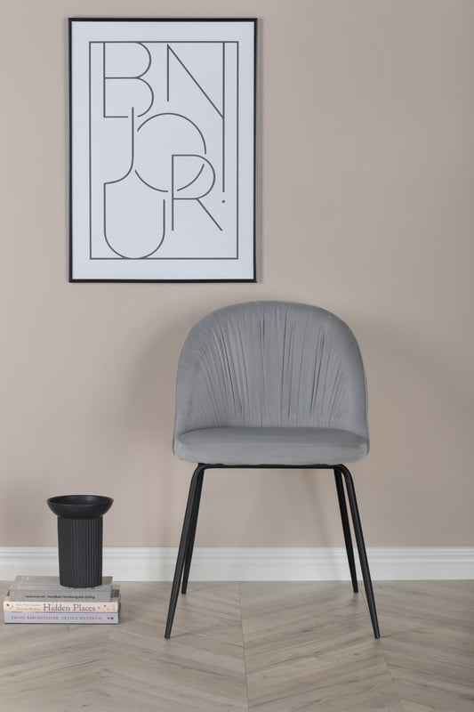 Venture-Design | Wrinkles Esszimmerstuhl – schwarze Beine – grauer Velours