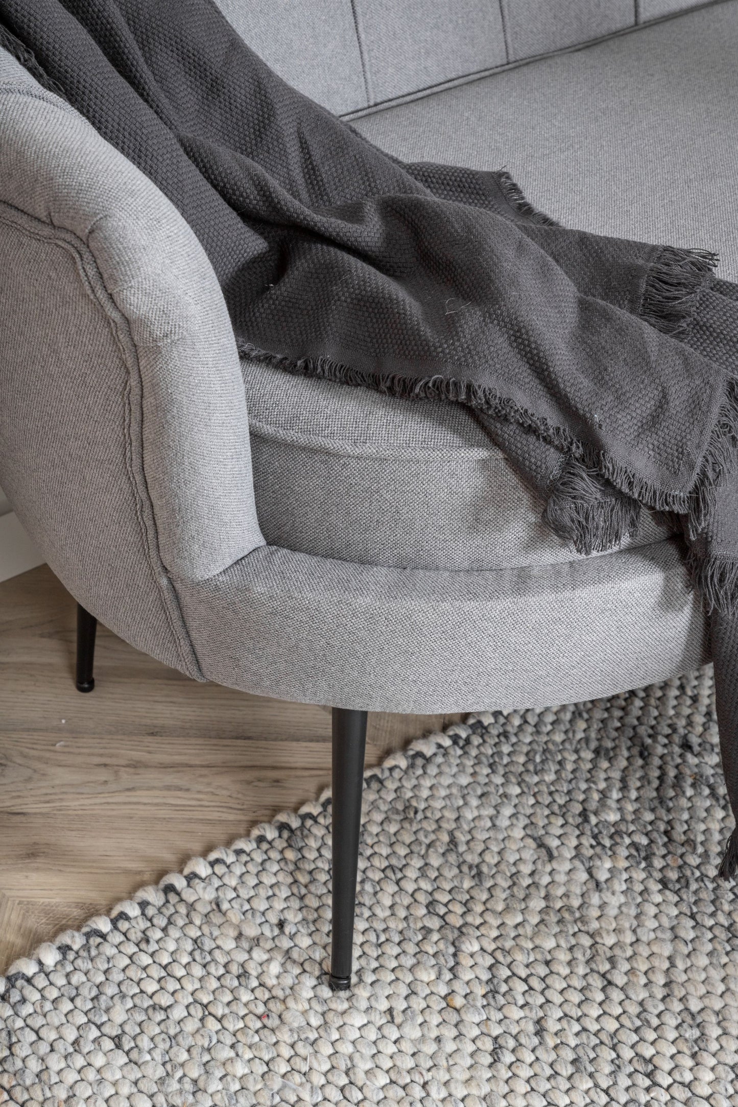 Venture-Design | Calais Sofa, 3-Sitzer - Grauer Stoff - Schwarze Beine
