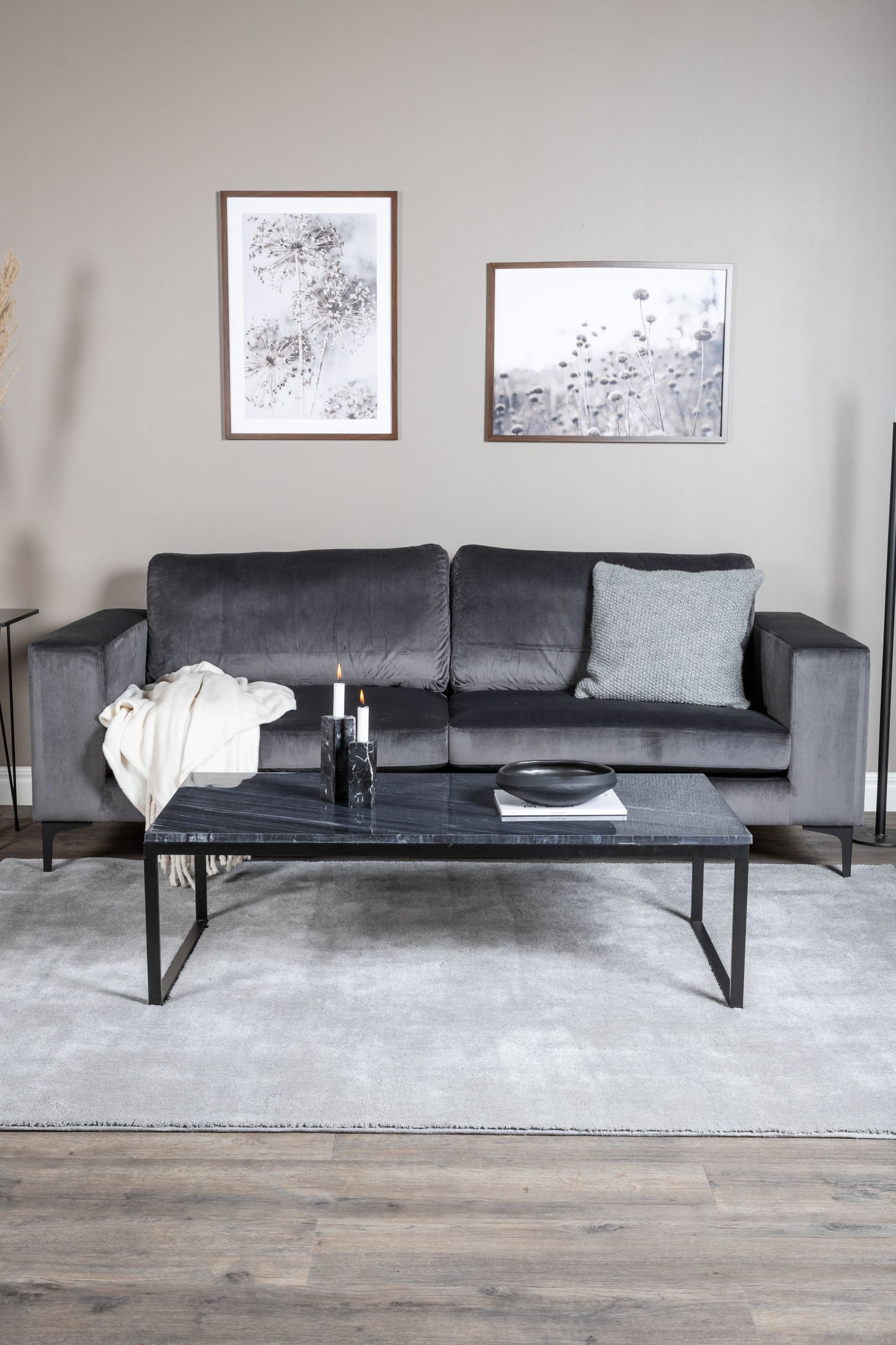 Venture-Design | Bolero Sofa - 3-Sitzer - Dunkelgrauer Velours - Schwarze Beine